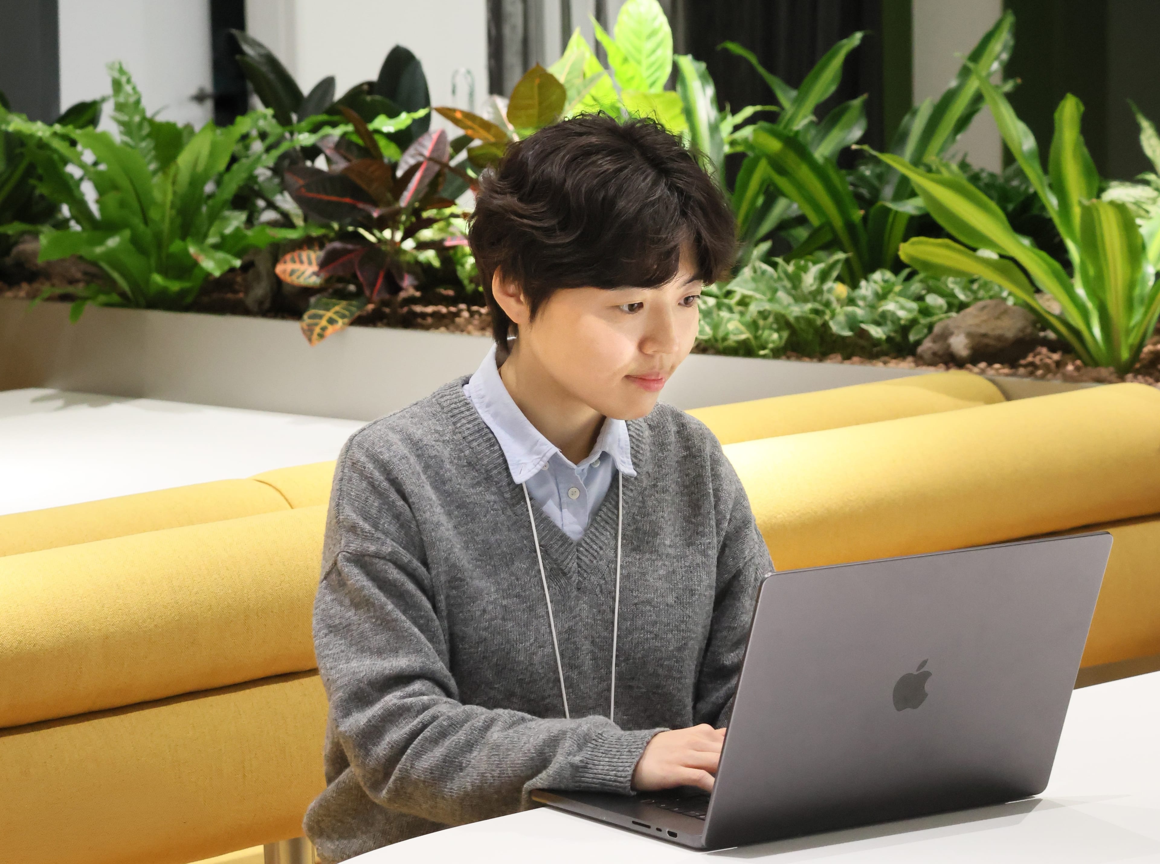 여러 대의 로봇이 함께 일하려면, 플랫폼이 먼저 똑똑해야 합니다