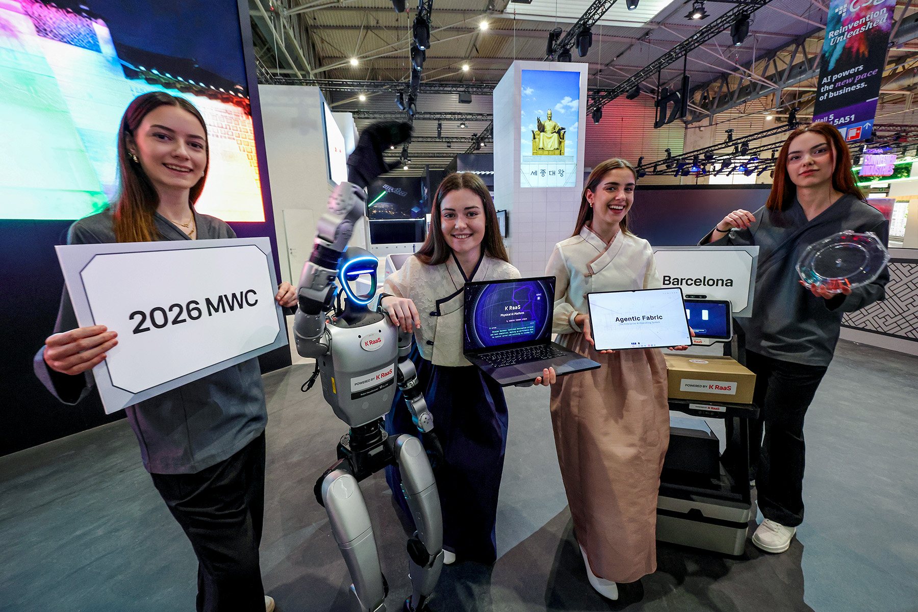 [KT사진자료1] KT MWC26서 대한민국 혁신 기술 선봬.jpg